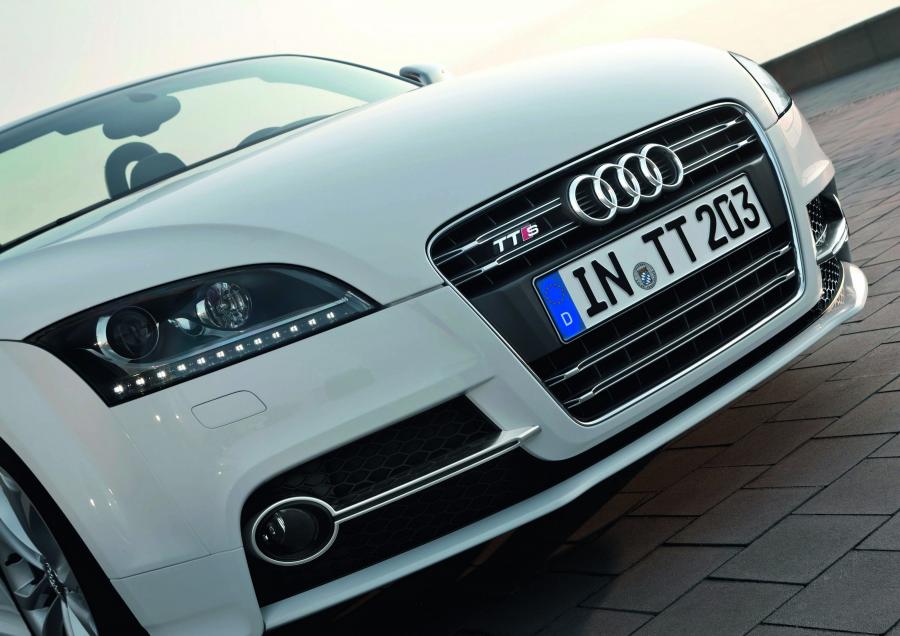 Детали экстерьера Audi TTS Roadster (8J) 2010 года  (WW) (фото 29 из 30)